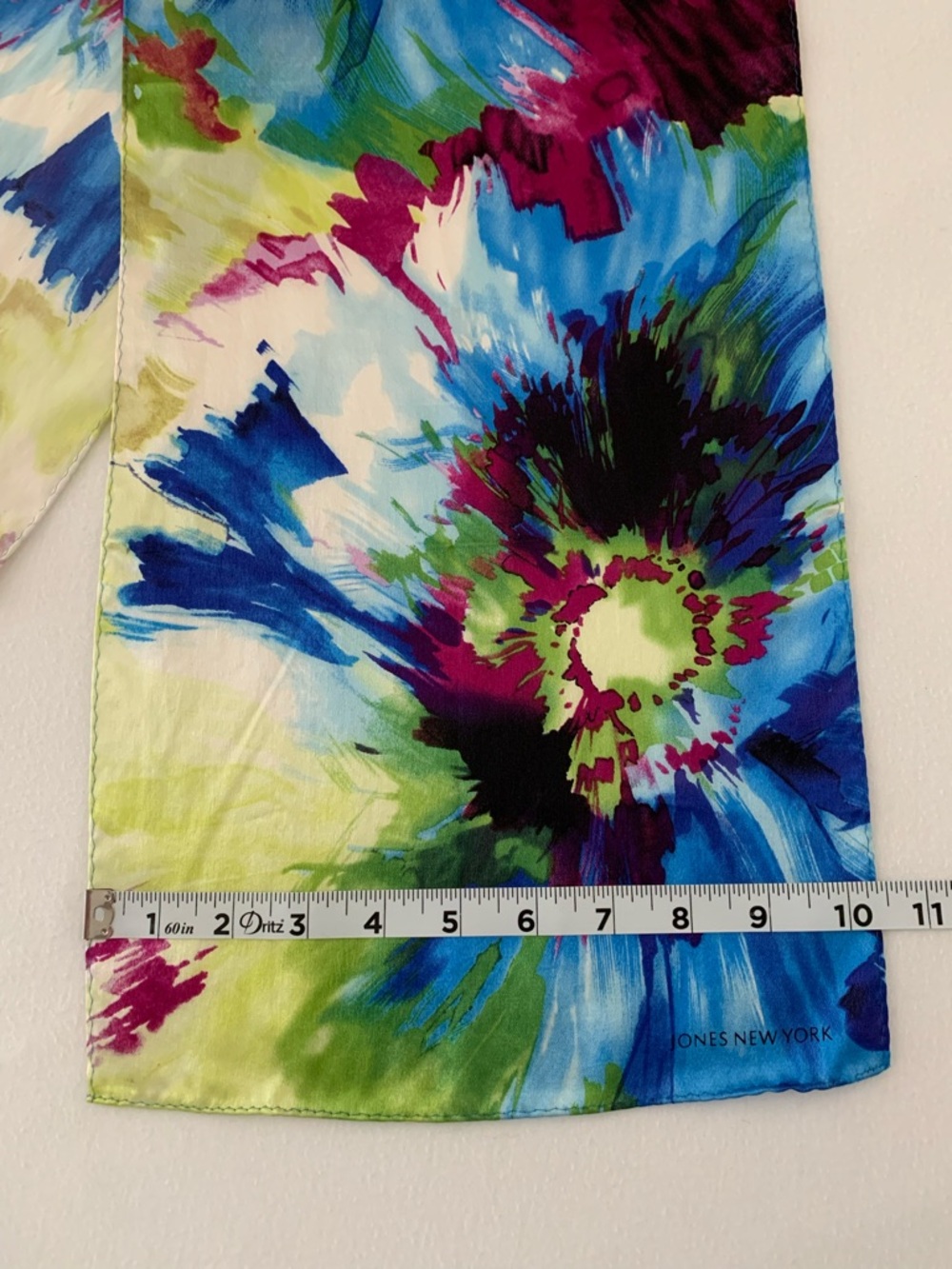 Vintage Elegant Silky Multicolor Floral Scarf - Picture 4 of 7